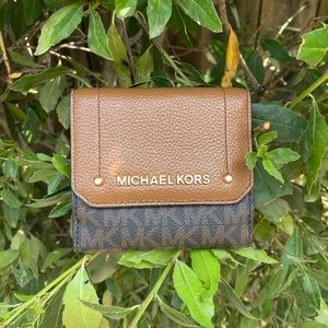 Michael Kors Mini chestnut wallet